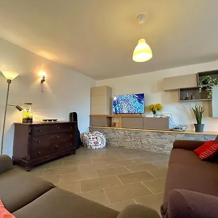 Villa Sole Luxury Interior Vista Mare 2 Giardini Leivi