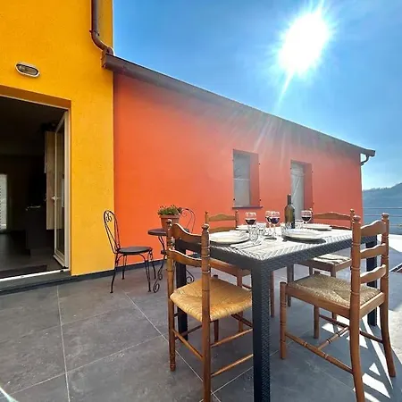 Sole Luxury Interior Vista Mare 2 Giardini Leivi